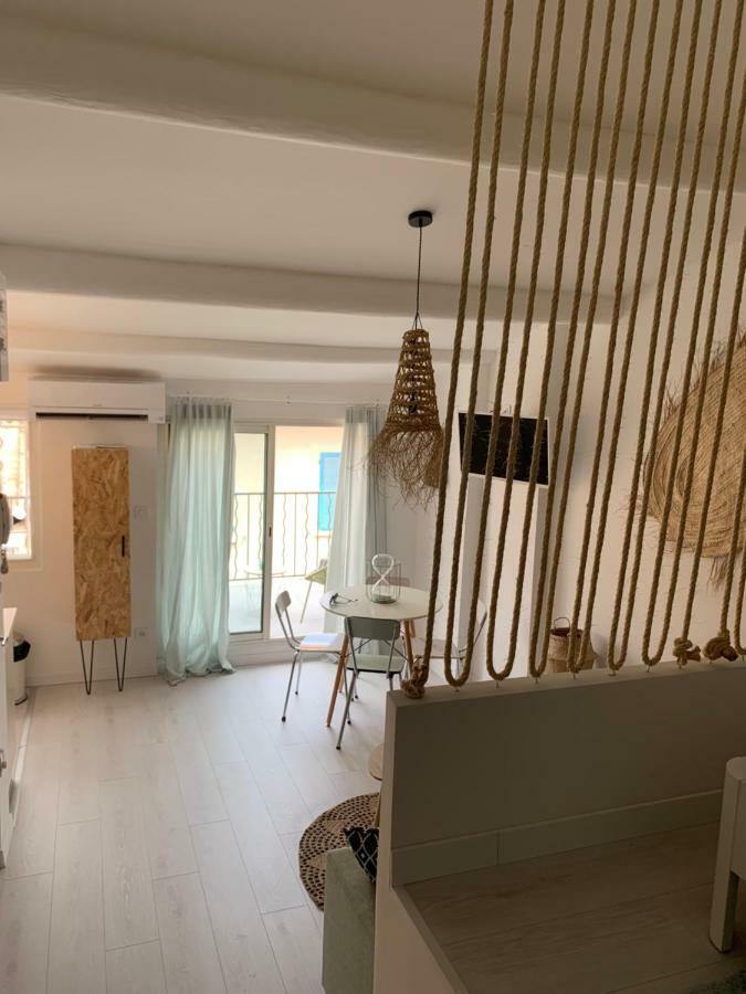 Carloo Soohome Marseille Exteriör bild