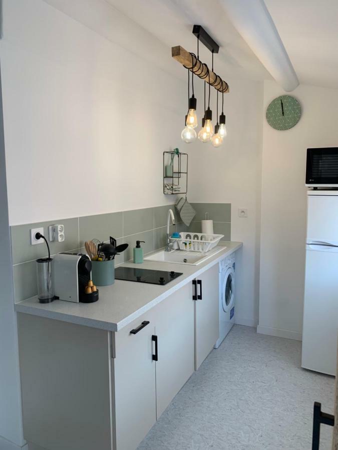 Carloo Soohome Marseille Exteriör bild